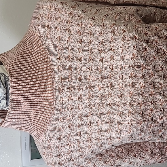 Knox Rose Chunky cable knit turtle neck sweater - Picture 4 of 12